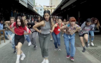 Η «μάντισσα» και οι Δηλινάδες! (video)