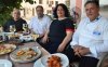 Ο γνωστός σεφ Γιώργος Πίττας μαγειρεύει στην Κεφαλονιά