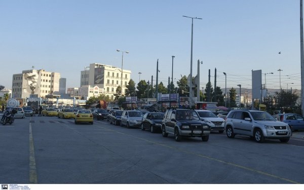Ακίνητα και αυτοκίνητα: Έρχονται μεταβιβάσεις ηλεκτρονικά με λίγα... κλικ
