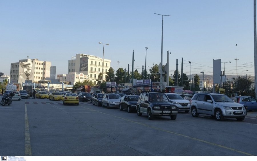 Ακίνητα και αυτοκίνητα: Έρχονται μεταβιβάσεις ηλεκτρονικά με λίγα... κλικ