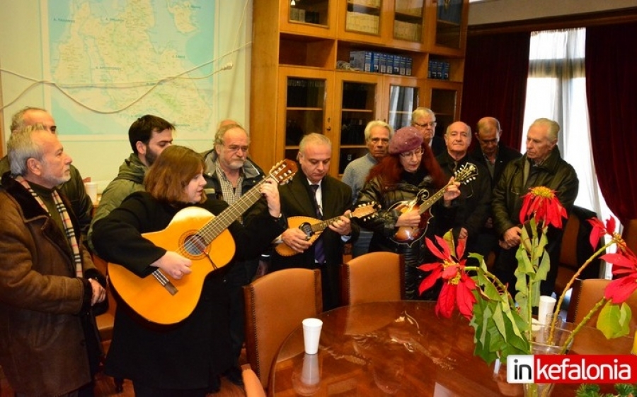 Στην Ιθάκη η Χορωδία και Μαντολινάτα Αργοστολίου