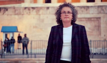 Αφροδίτη Θεοπεφτάτου: "Ζούμε τα επίχειρα των πολέμων ως πολιτικών επιλογών"