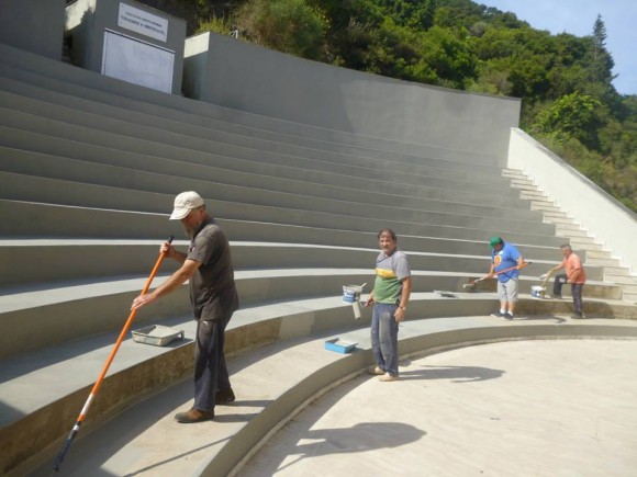 Ο Π.Σ. "Πρόνησος" έβαψε το θεατράκι του Πόρου