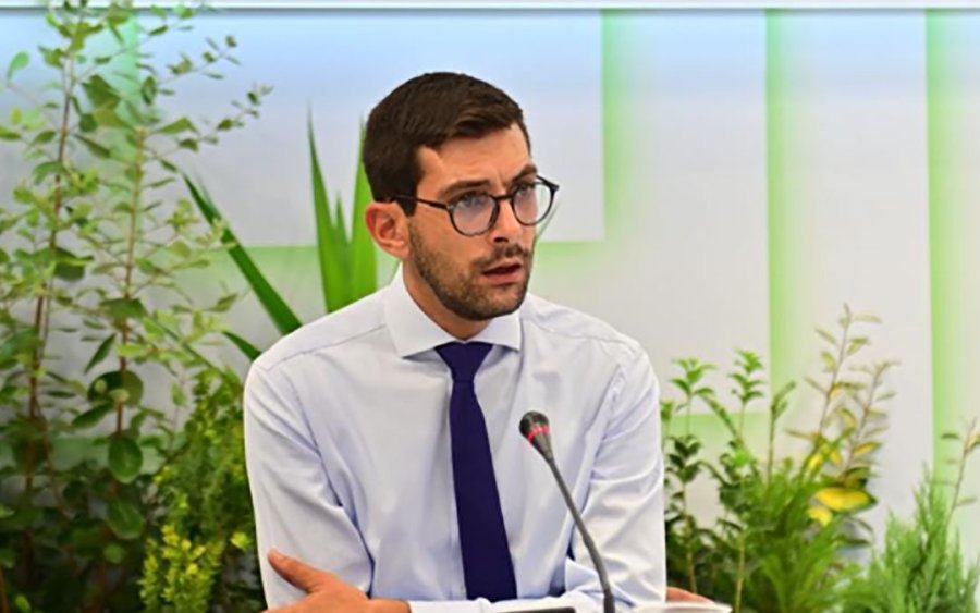 Ο δήμαρχος Αη Στράτη Κωνσταντίνος Σινάνης