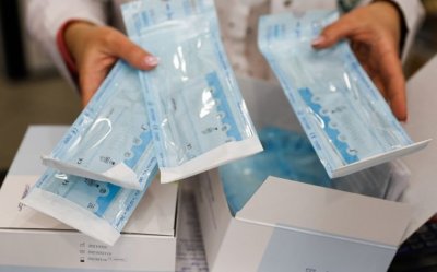 Self test στα φαρμακεία από Τετάρτη: Πως θα τα πάρουν μαθητές και εκπαιδευτικοί