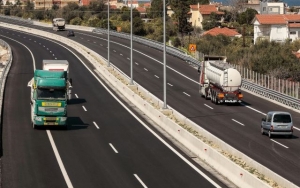 Ξανά στη Βουλή η κατασκευή του αυτοκινητόδρομου Πάτρα-Πύργος