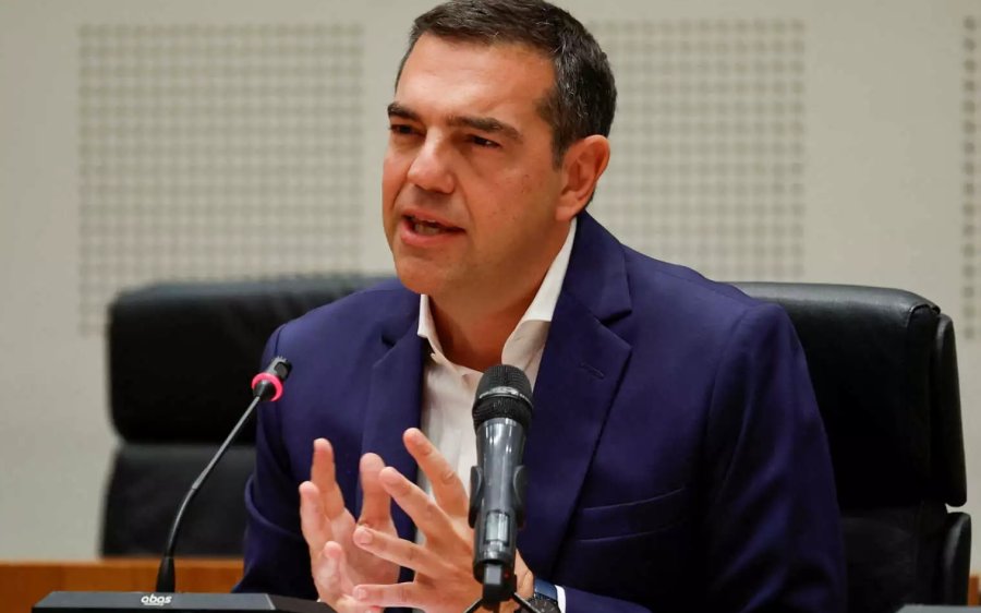 Αλέξης Τσίπρας: Η πρώτη ημέρα μετά την παραίτηση – Που βρίσκεται με τη Μπέττυ Μπαζιάνα και τα παιδιά τους