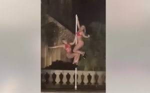 Το pole dancing στα Παλαιά Ανάκτορα της Κέρκυρας προκάλεσε αντιδράσεις στο νησί και οργή στα social media