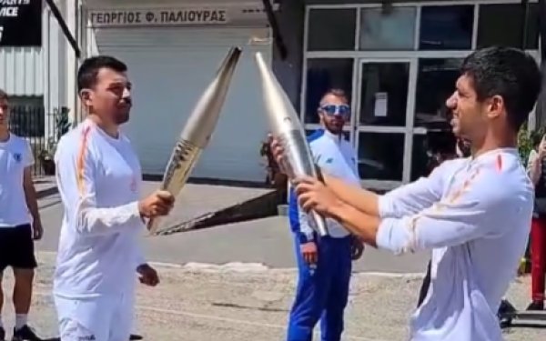 O Γεράσιμος Λιγνός λαμπαδηδρόμος στο Μεσολόγγι! ''Ενα παιδικό μου όνειρο έγινε πραγματικότητα!'' (video)