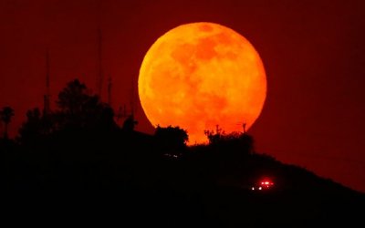 Ματωμένο φεγγάρι: Πότε θα δούμε την υπερπανσέληνο του Μαΐου
