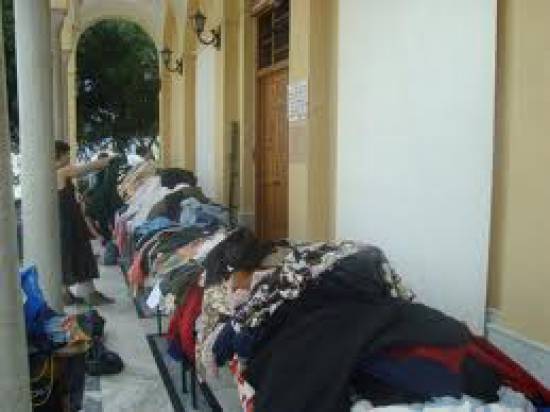 Παζάρι ρούχων Φιλοπτώχου