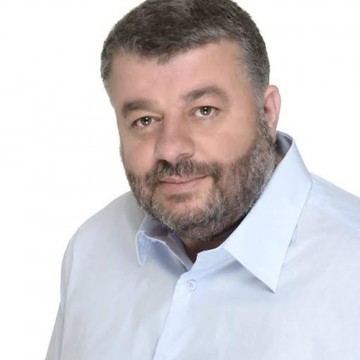 Θεόφιλος Μιχαλάτος: "Το νησί μας απέκτησε έναν άξιο, σοφό και ταπεινό Ποιμενάρχη"