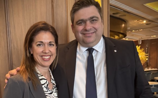 Με τον νέο Πρόεδρο της ΚΕΕΕ, Γιάννη Βουτσινά συναντήθηκε η Ελένη Παπαναστασάτου