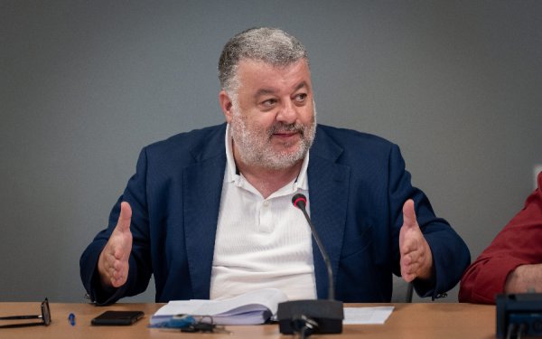 Ο Θεόφιλος αποκαλύπτει το νέο, μεγάλο πρότζεκτ του Δήμου Αργοστολίου για τον Κούταβο !