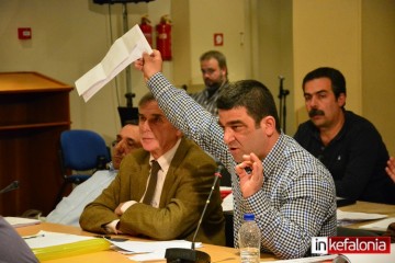 Τάσος Τζωρτζάτος: "Η τέλεια φαρσοκωμωδία"