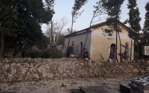 Τζαννάτα: Συνεχίζεται ο ευπρεπισμός στο νεκροταφείο! (εικόνες)