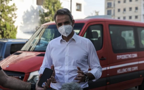 Μητσοτάκης: «Όλες οι καμένες εκτάσεις θα κριθούν αναδασωτέες»