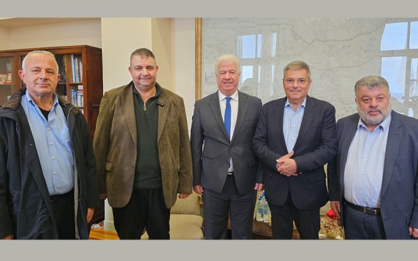 Σύσκεψη για την Κεφαλονιά με αιχμή χρηματοδοτήσεις, Ο.Χ.Ε. και στεγαστικό ζήτημα