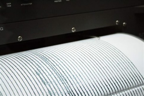 Τρεις σεισμικές δονήσεις τη νύχτα σε Κρήτη και Μυτιλήνη