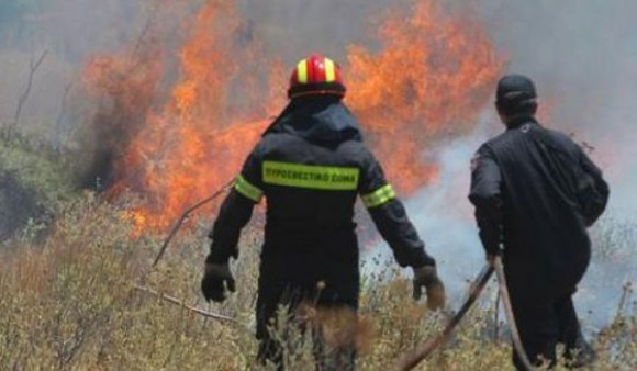 Τώρα: Πυρκαγιά στην Άβυθο