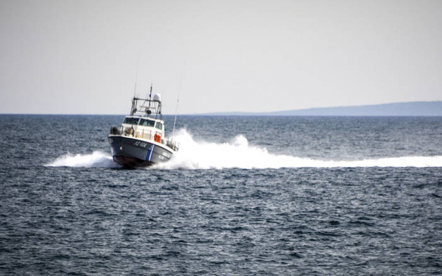 Μεγάλη επιχείρηση του Λιμενικού | Ιστιοφόρο με πρόσφυγες και μετανάστες ανοιχτά της Ζακύνθου