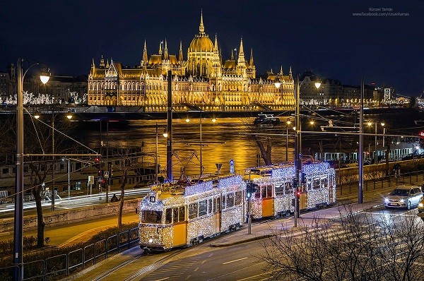 Το γιορτινό τραμ της Βουδαπέστης!