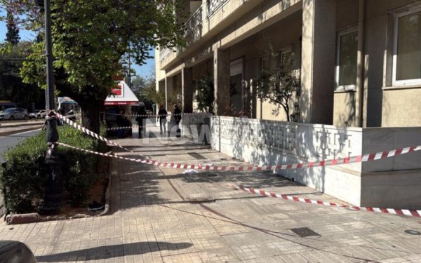 Τραγωδία στο υπουργείο Τουρισμού: 51χρονη έπεσε από τον 2ο όροφο