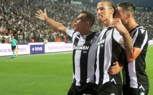 Το ποδόσφαιρο στην Κεφαλονιά παίζεται σε γιγαντοοθόνη στο Square One!