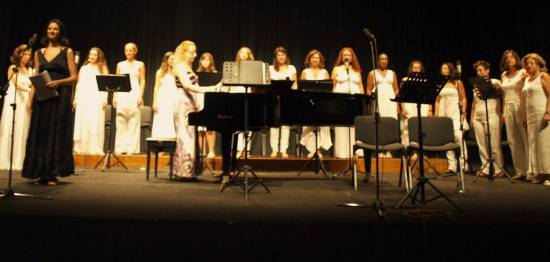 Περί έρωτος… μαγεία από την Γυναικεία Χορωδία Αργοστολίου! (photos + video)