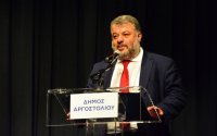 Θεόφιλος: Με «επαναστατικά συνθήματα και μανιφέστα» δεν κερδίζονται οι εντυπώσεις - Προτεραιότητα η προστασία ανθρώπινης ζωής και φυσικού περιβάλλοντος