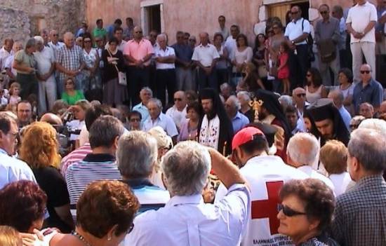 Η Πανηγυρική Θεία Λειτουργία στην Ι.Μ. Ατρου (photos +video)