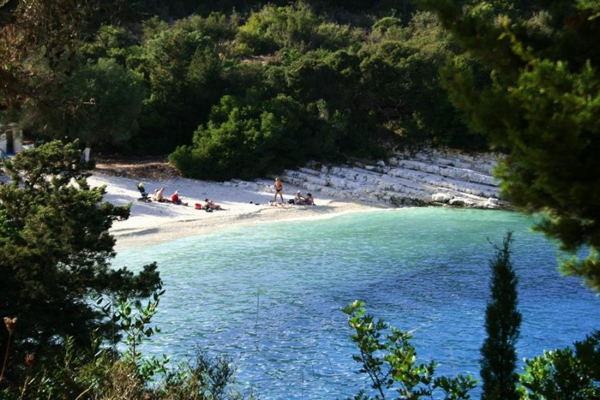 Κεφαλονιά: 12 +1 παραλίες που δεν πρέπει να χάσετε