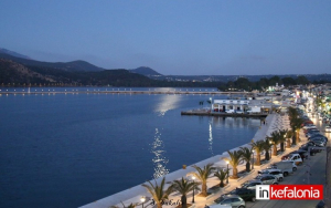 Άναψαν απόψε τα νέα φώτα στην παραλία Αργοστολίου! (εικόνες + video)