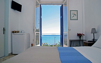 Αυτό είναι το Check list με το οποίο θα γίνουν οι έλεγχοι για τα υγειονομικά πρωτόκολλα τουριστικών καταλυμάτων για την πανδημία COVID- 19