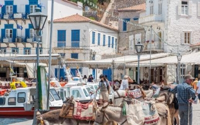 Σε κατάσταση έκτακτης ανάγκης η Υδρα -Αγνωστο πότε θα επανέλθει το ρεύμα