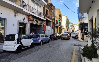 Πωλείται ακίνητο σε κεντρικό σημείο του Αργοστολίου