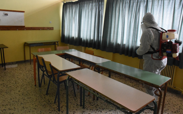 Μάσκα: Οδηγίες για τους μαθητές που φοράνε γυαλιά