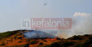 H φωτιά στο Ρατζακλί με εικόνες 
