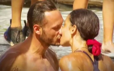 Survivor: Καυτά φιλιά στο στόμα για Μυριέλλα Κουρεντή και Γιώργο Κατσαούνη (video)