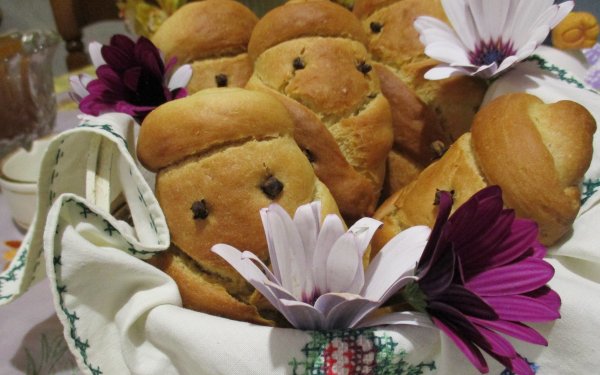 Παραδοσιακά Λαζαράκια από την Σία Λαδά