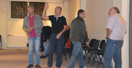 Τους… ξαπόστειλε! Έξαλλοι οι γονείς με τη Δημοτική Αρχή η οποία αρνήθηκε να συζητηθούν τα σοβαρά προβλήματα του κολυμβητηρίου