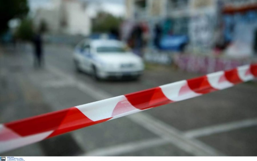 Εύβοια: «Γάζωσαν» με 13 σφαίρες τα αυτοκίνητα αστυνομικού και της συζύγου του – Θρίλερ στη Χαλκίδα