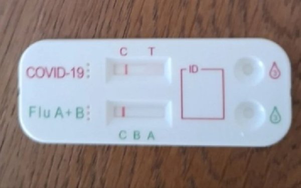 Στα φαρμακεία τα διπλά self test για κορωνοϊό και γρίπη – Πώς λειτουργούν