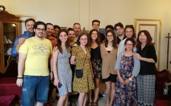 14 νέες & νέοι απόδημοι Επτανήσιοι γνωρίζουν τις πατρίδες τους, στο πλαίσιο διεξαγωγής του 1ου Διεθνούς Συνεδρίου Αποδήμων