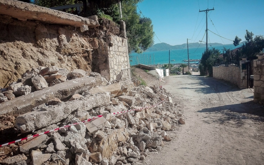 Ζάκυνθος: 275 κτίρια κρίθηκαν προσωρινά ακατάλληλα