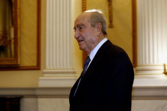 Γενέθλια για τον Κωνσταντίνο Μητσοτάκη. Πόσα κλείνει και η επιστολή Μέρκελ!