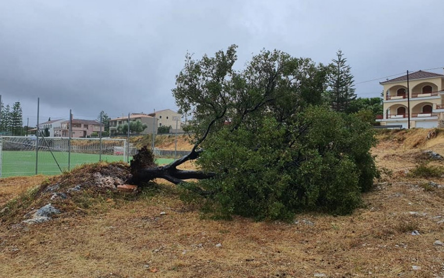 Επιπλέον κυκλοφοριακές ρυθμίσεις στην Κεφαλονιά, λόγω της κακοκαιρίας