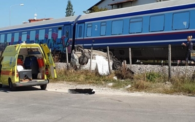Τραγωδία στα Τρίκαλα! Μία νεκρή από σύγκρουση τρένου με ΙΧ - Πώς έγινε το τρομερό δυστύχημα