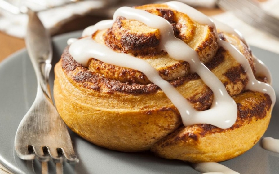 Φτιάξε μόνη σου ζεστά και λαχταριστά cinnamon rolls