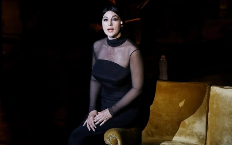Monica Bellucci: Έλαμψε ως Μαρία Κάλλας στο Ηρώδειο - Μπακογιάννης και Ιμάμογλου στο κοινό